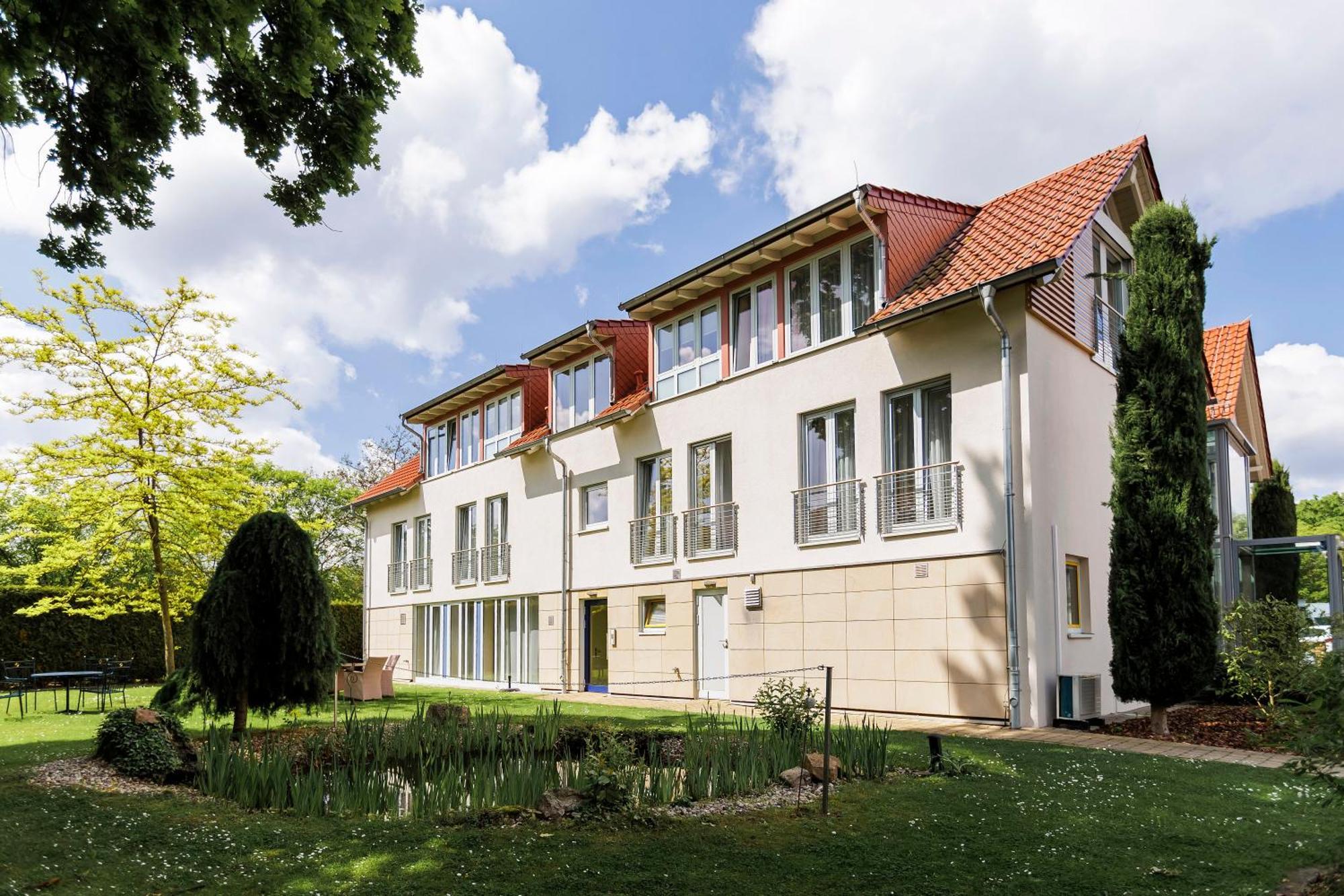 Landhotel Altes Wasserwerk Gbr Freinsheim Exterior photo