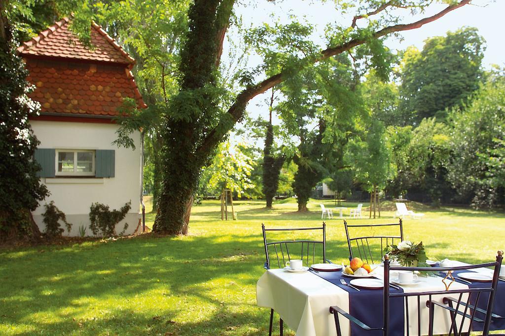 Landhotel Altes Wasserwerk Gbr Freinsheim Exterior photo